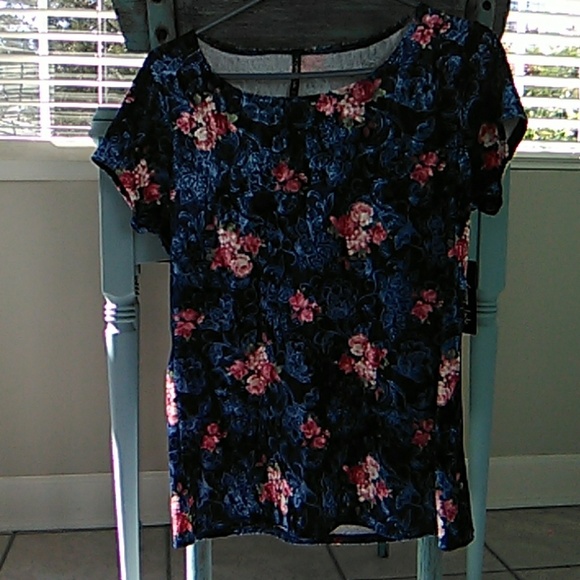 Navy Blue Floral Velvet Top. Size small. - Picture 1 of 6